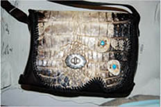 purse, handbag, alligator, cow, horn ladies