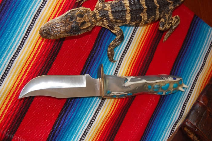 alligator jawbone knife with gator leather sheath