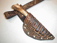 cow horn, knife, knived, bone, custom, handmade, alligator, gator