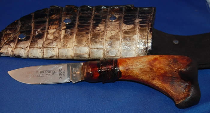 Alligator Leg Bone knife with alligator leather sheath