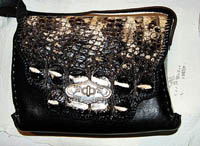 purse, handbag, alligator, ow, horn ladies